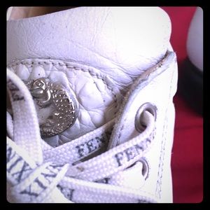 Fennix gator white shoe size 9.5